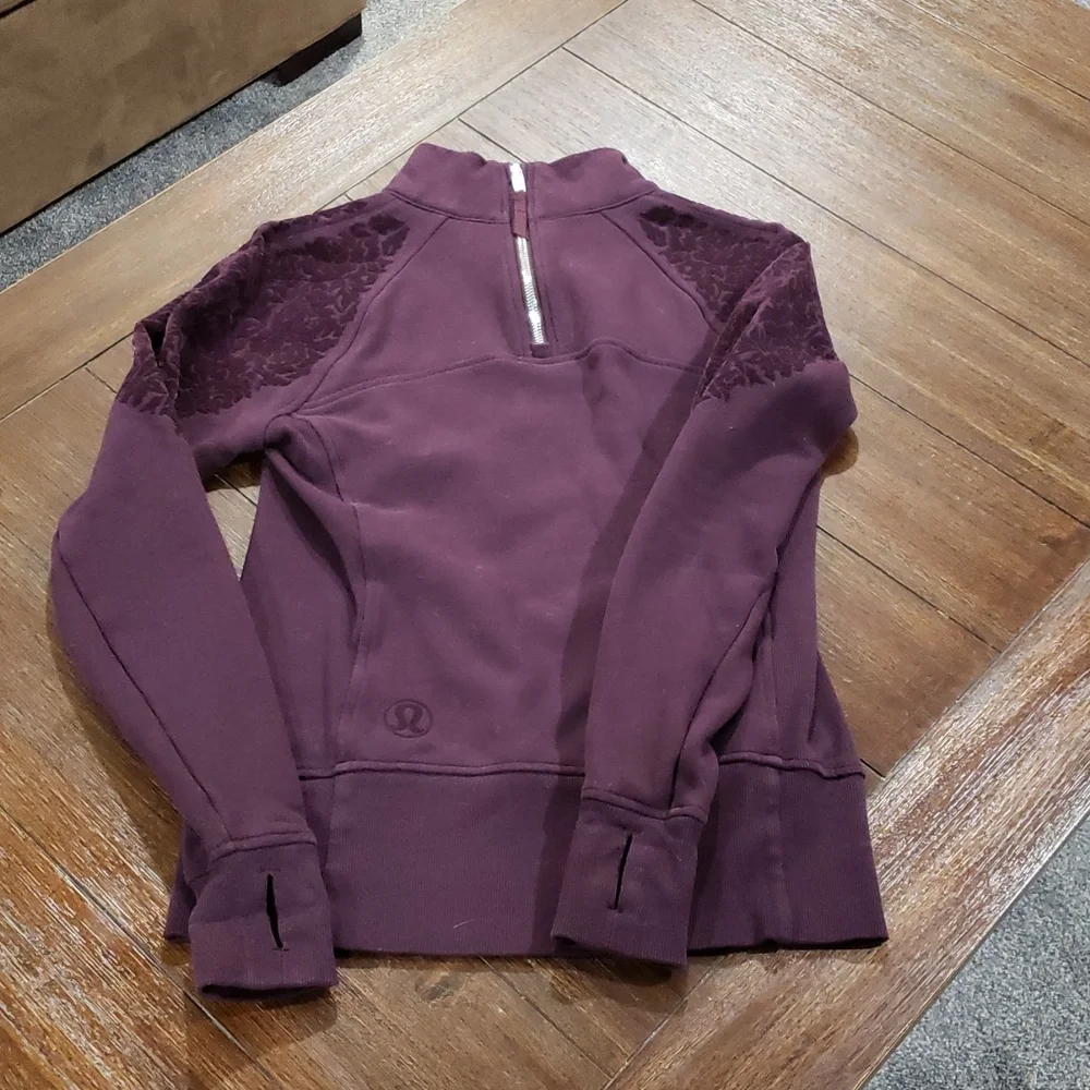 Lululemon floral flock pullover sweatshirt - Picture 12 of 15
